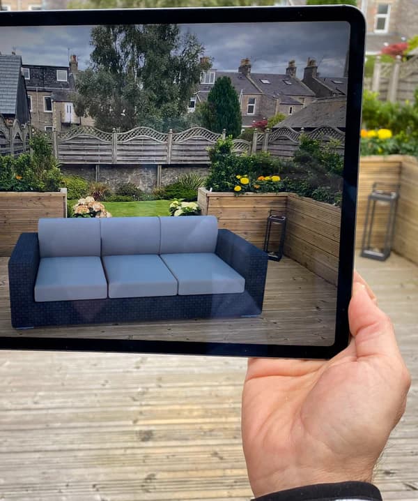 A Look at Augmented Reality's Effects on Online Shopping